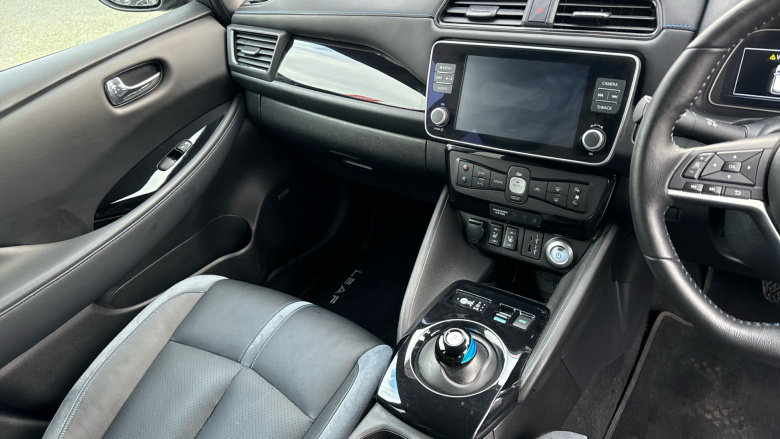 Nissan LEAF 160kW e+ Tekna 59kWh 5dr Auto Electric Hatchback